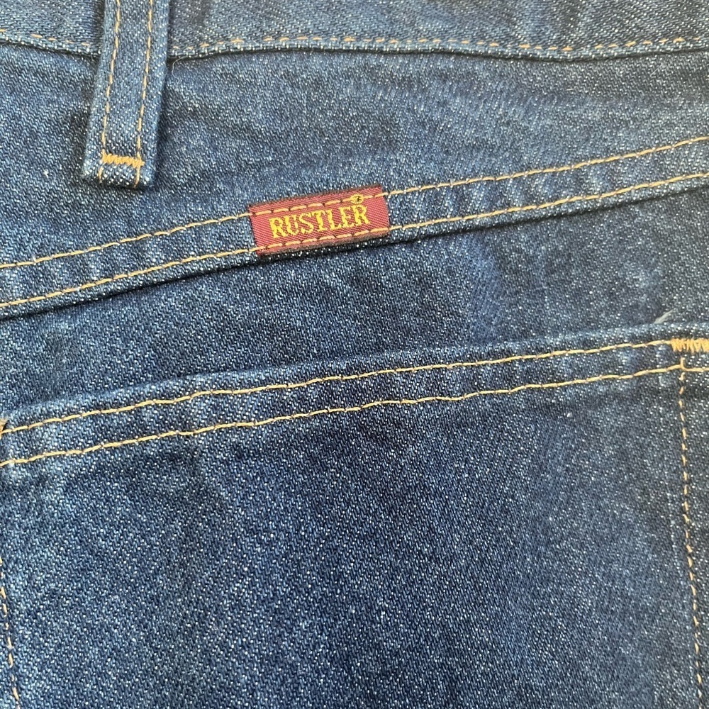 Rustler Men's Deep Blue Relaxed Jeans size 38X30 - Picture 3 of 5